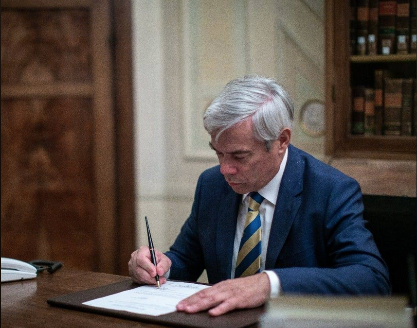 Colognola ai Colli: In consiglio il Sindaco sfiduciato dalla sua maggioranza, viene salvato dall’opposizione.